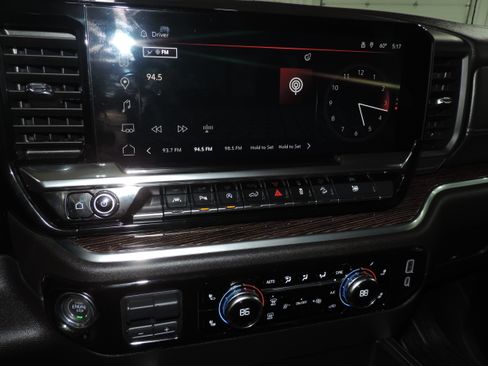 Used 2025 GMC Sierra 1500 Elevation image 50