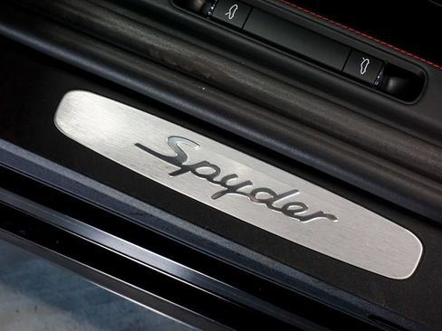 Used 2022 Porsche 718 Boxster Spyder RWD image 74