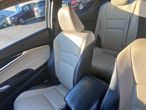 Used 2014 Honda Accord EX-L image 7