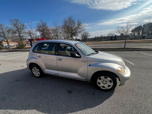 Used 2005 Chrysler PT Cruiser Touring Edition image 7