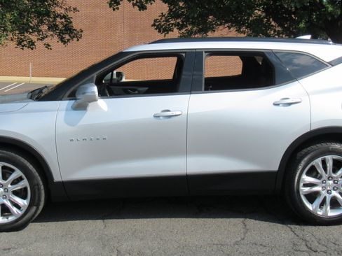 Used 2019 Chevrolet Blazer AWD LT w/ 3LT image 5