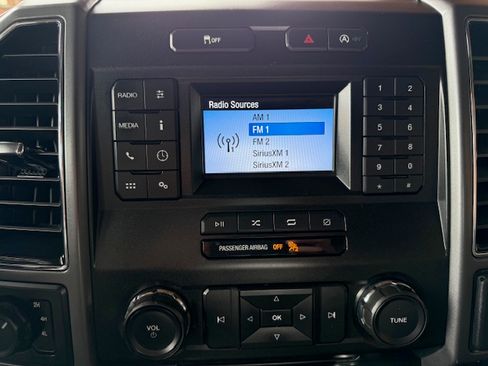 Used 2018 Ford F150 AWD/4WD image 12