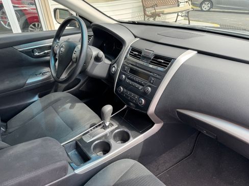 Used 2014 Nissan Altima 2.5 S FWD image 13
