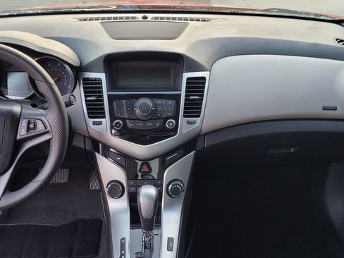 Used 2015 Chevrolet Cruze LS image 11