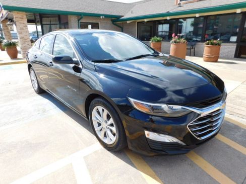 Used 2023 Chevrolet Malibu LT FWD image 1