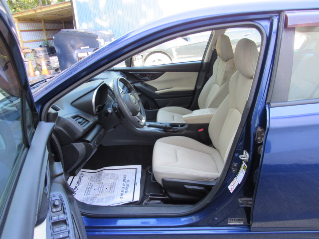 Used 2017 Subaru Impreza 2.0i Premium Sedan AWD/4WD image 29