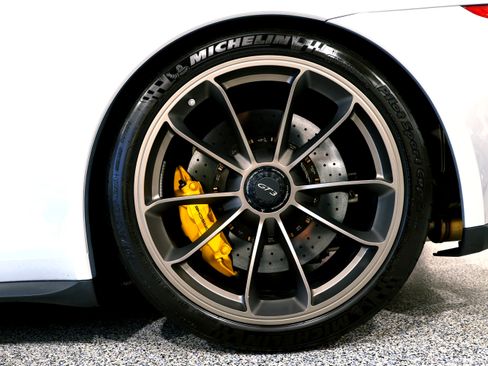 Used 2016 Porsche 911 GT3 image 35