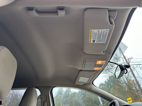 Used 2012 Ford Edge SEL image 15