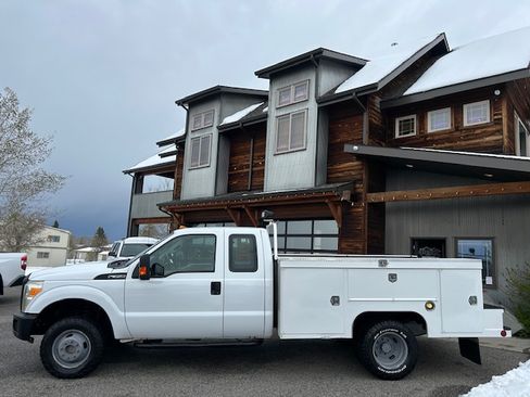 Used 2011 Ford F350 AWD/4WD image 3