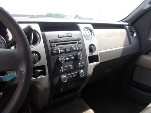Used 2010 Ford F150 4x4 SuperCrew image 8