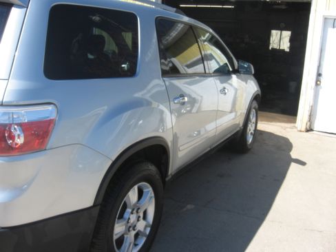 Used 2012 GMC Acadia SL image 4