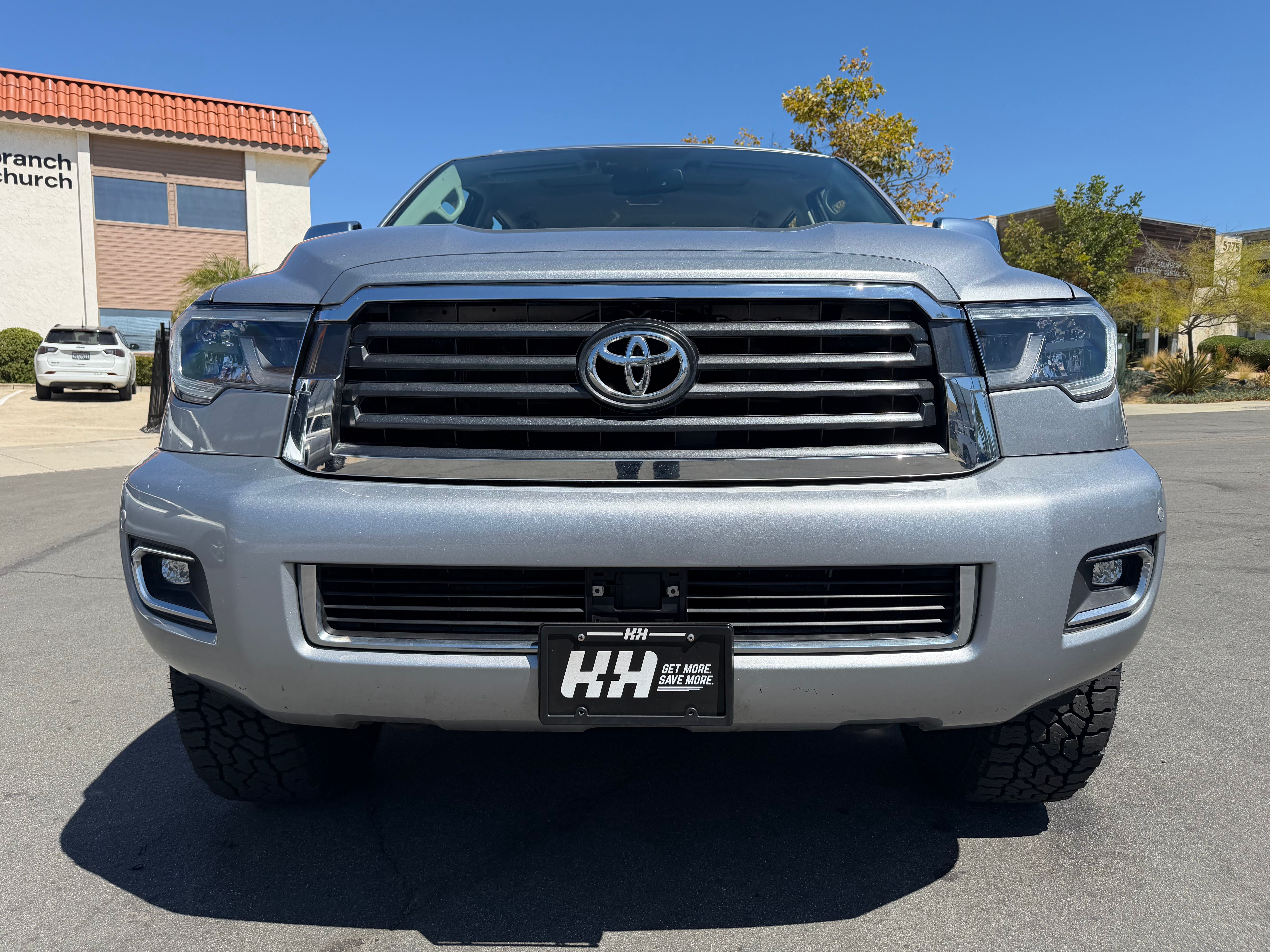 Used 2018 Toyota Sequoia Limited AWD/4WD image 10