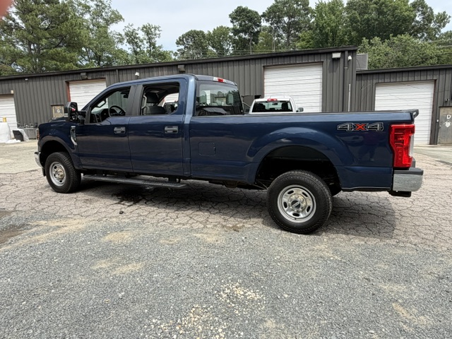 Used 2018 Ford F250 4x4 Crew Cab Super Duty image 3
