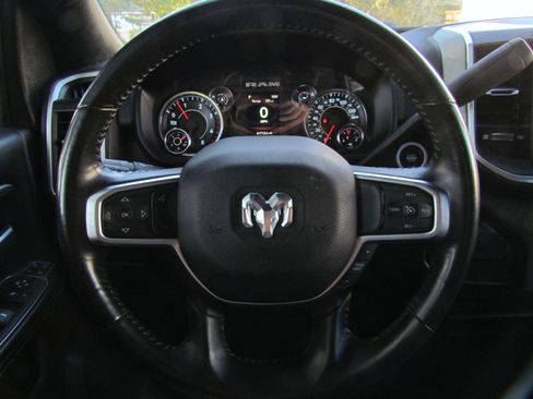 Used 2024 RAM 2500 Big Horn image 27