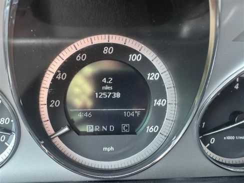Used 2010 Mercedes-Benz C 300 4MATIC Sedan image 11