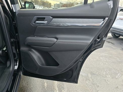 New 2026 GMC Terrain Elevation image 27