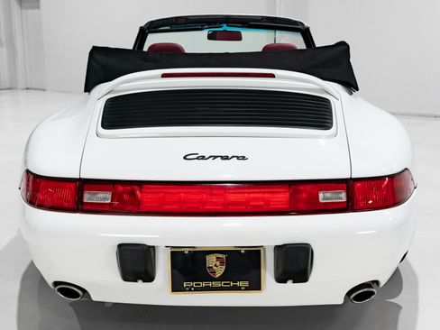 Used 1995 Porsche 911 Carrera image 9