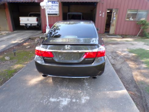 Used 2014 Honda Accord Sport image 4
