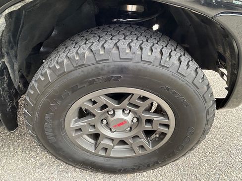 Used 2006 Toyota 4Runner SR5 image 18