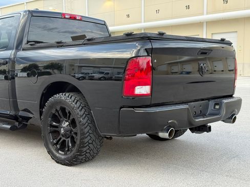 Used 2014 RAM 1500 ST RWD image 43