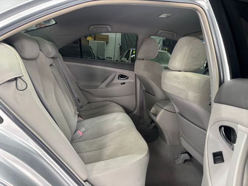 Used 2007 Toyota Camry LE FWD image 16