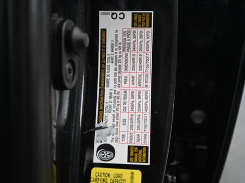 Used 2022 Lexus IS 300 image 23