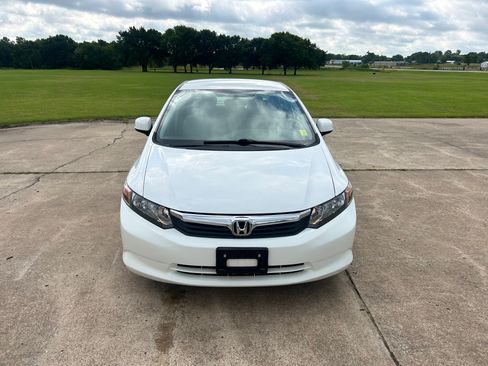 Used 2012 Honda Civic Natural Gas Sedan image 2