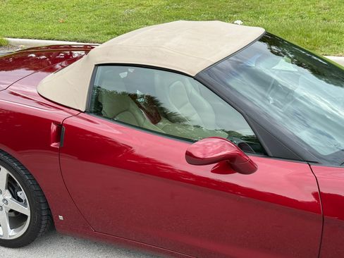 Used 2006 Chevrolet Corvette Convertible RWD image 66