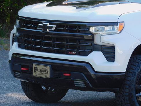 Used 2024 Chevrolet Silverado 1500 LT Trail Boss image 13
