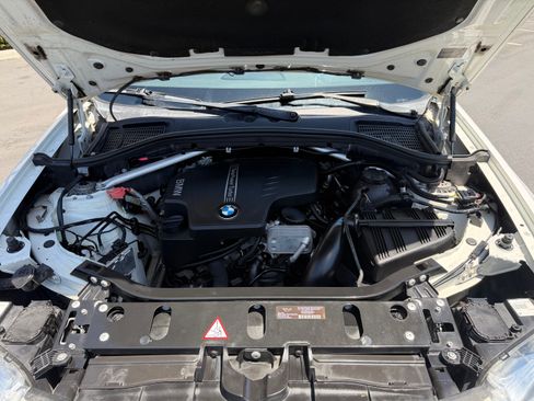 Used 2013 BMW X3 xDrive28i AWD/4WD image 16