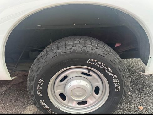 Used 2013 Ford F250 RWD image 16