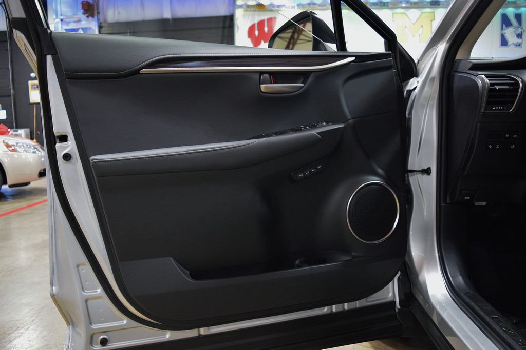Used 2015 Lexus NX 200t AWD/4WD image 32