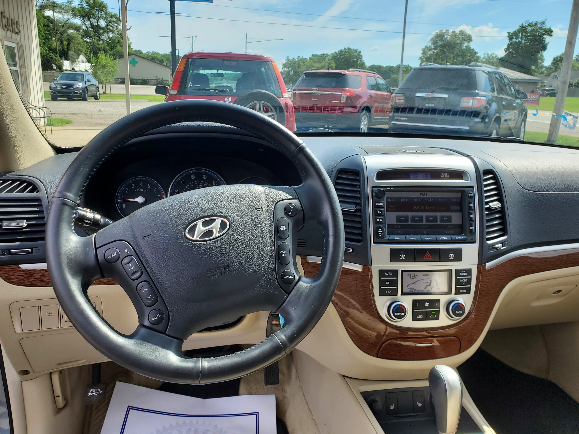 Used 2009 Hyundai Santa Fe 2WD image 6