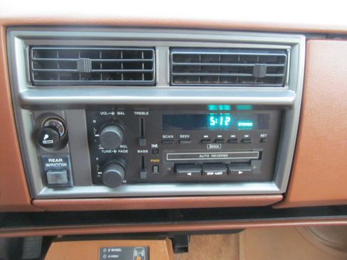 Used 1989 Chevrolet S10 Blazer image 11