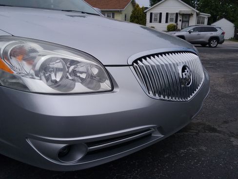 Used 2010 Buick Lucerne CXL w/ LUXURY PACKAGE FWD image 7