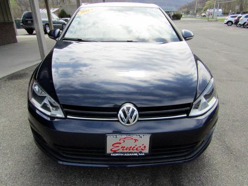 Used 2017 Volkswagen Golf FWD image 7