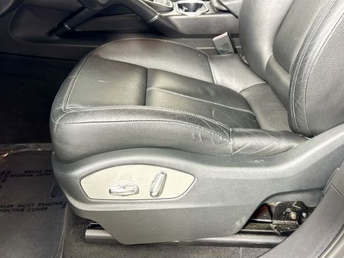 Used 2012 Porsche Cayenne image 21