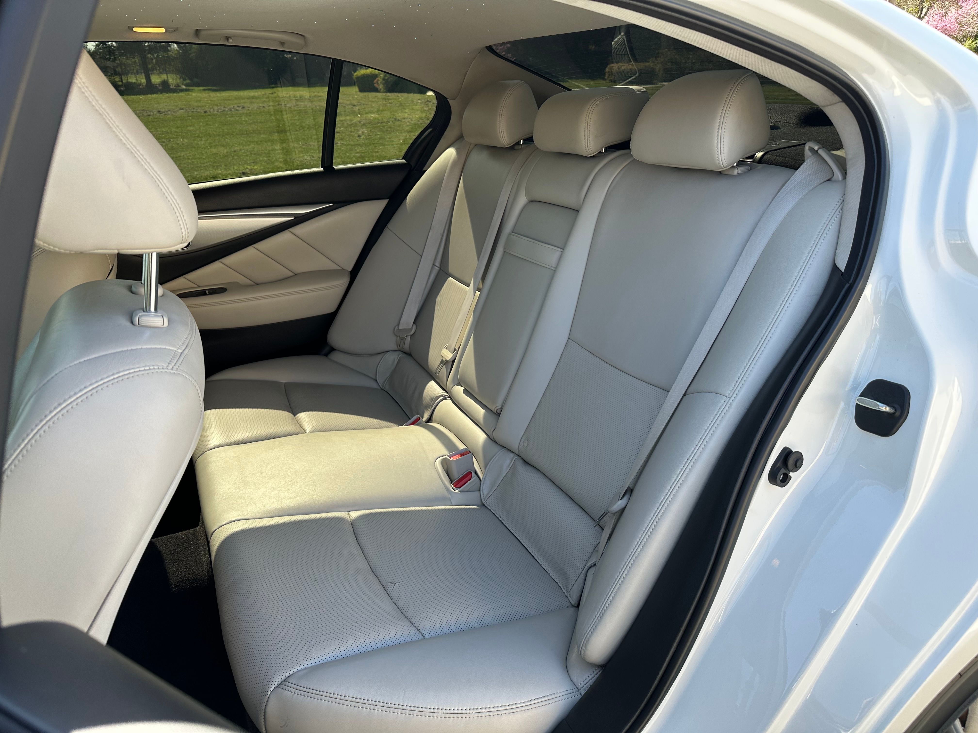 Used 2021 INFINITI Q50 Luxe AWD/4WD image 19