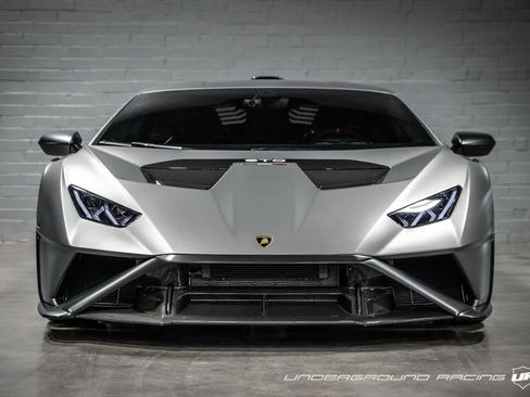 Used 2021 Lamborghini Huracan STO image 8