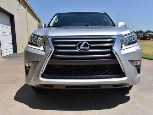Used 2016 Lexus GX 460 GX 460 Premium Sport Utility 4 AWD/4WD image 7