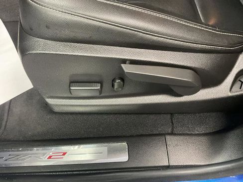 Used 2019 Chevrolet Colorado ZR2 image 11