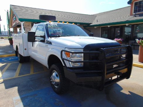 Used 2014 Ford F350 Super Duty XL image 1
