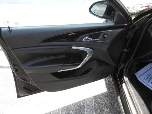Used 2013 Buick Regal Premium FWD image 9