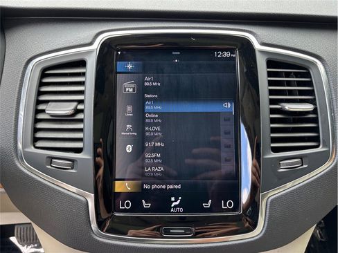 Used 2021 Volvo XC90 T6 Momentum image 29