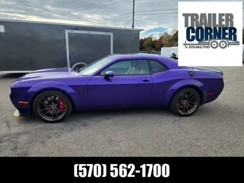 Used 2023 Dodge Challenger SRT Hellcat image 2