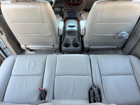 Used 2004 Toyota Tundra Limited image 31