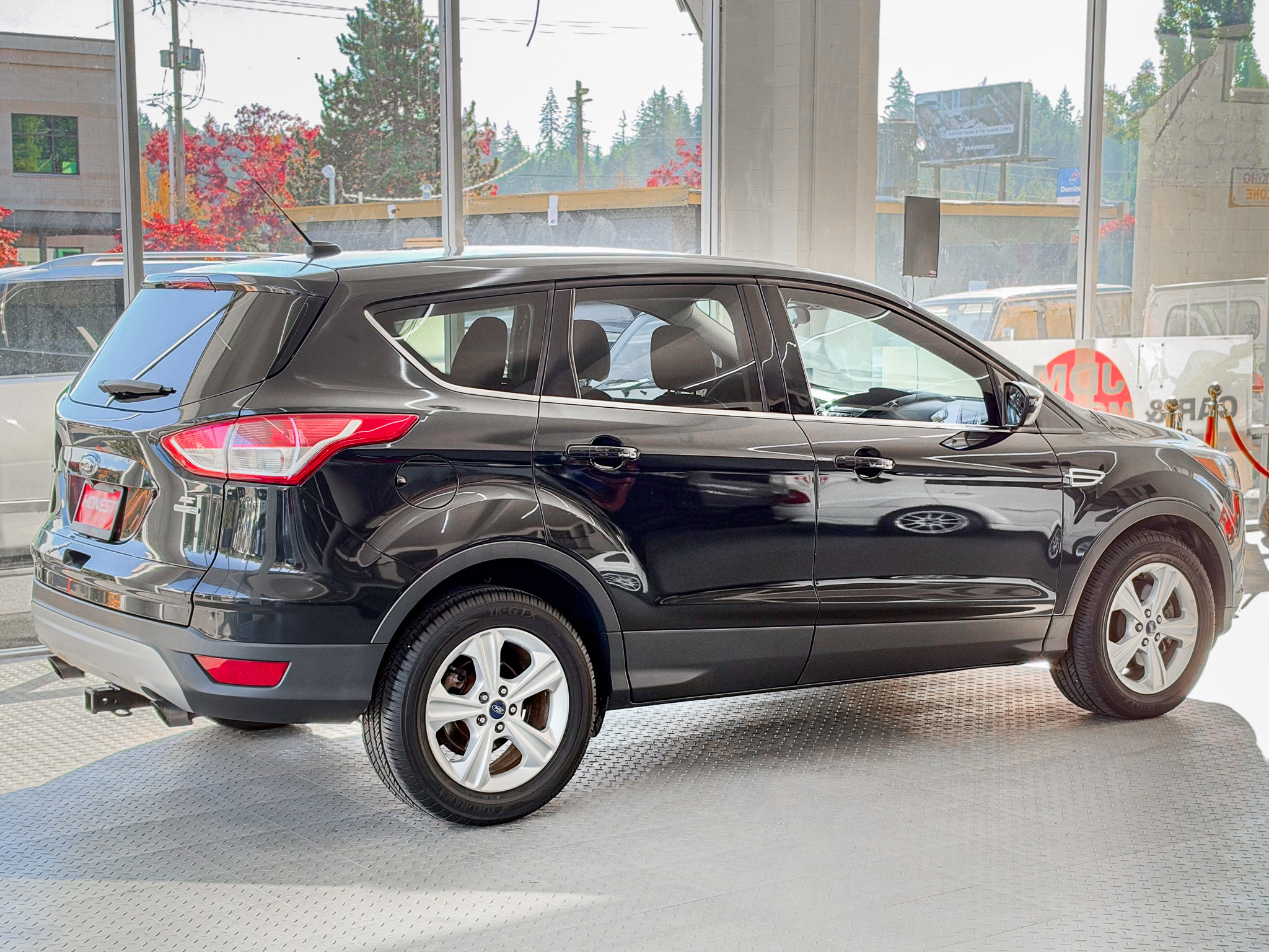 Used 2014 Ford Escape 4WD SE image 4