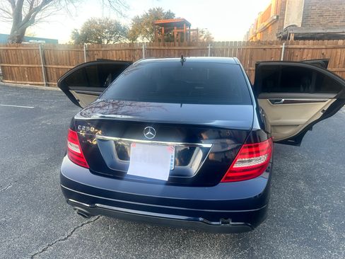 Used 2013 Mercedes-Benz C 250 image 6