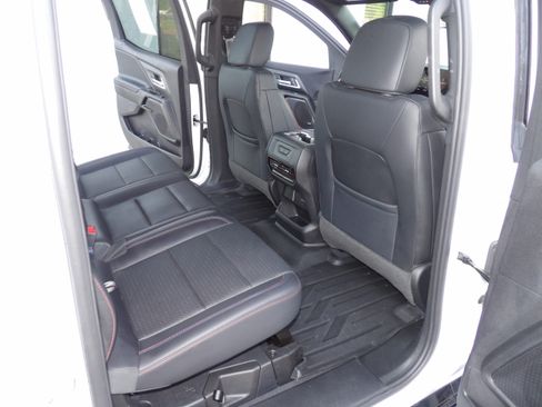 Used 2025 Chevrolet Silverado EV 4x4 Crew Cab RST image 24