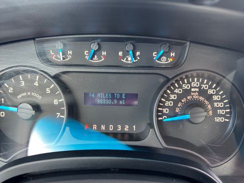 Used 2014 Ford F150 4x4 Regular Cab image 9